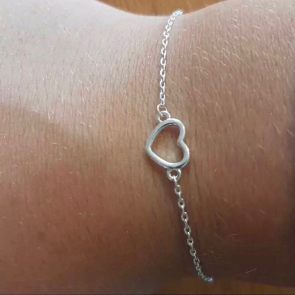 Delicate Sterling Silver Heart Link Bracelet